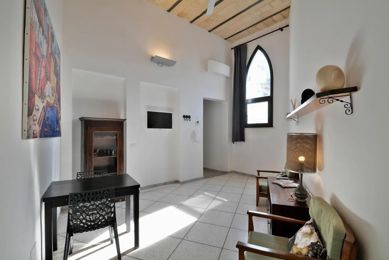 Palazzo Rollo Bed & Breakfast Lecce Italy