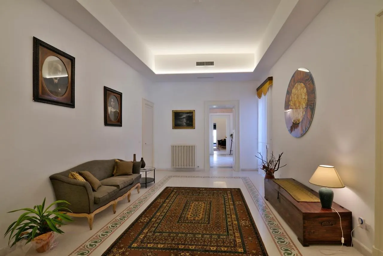**  Palazzo Rollo Bed & Breakfast Lecce Italy