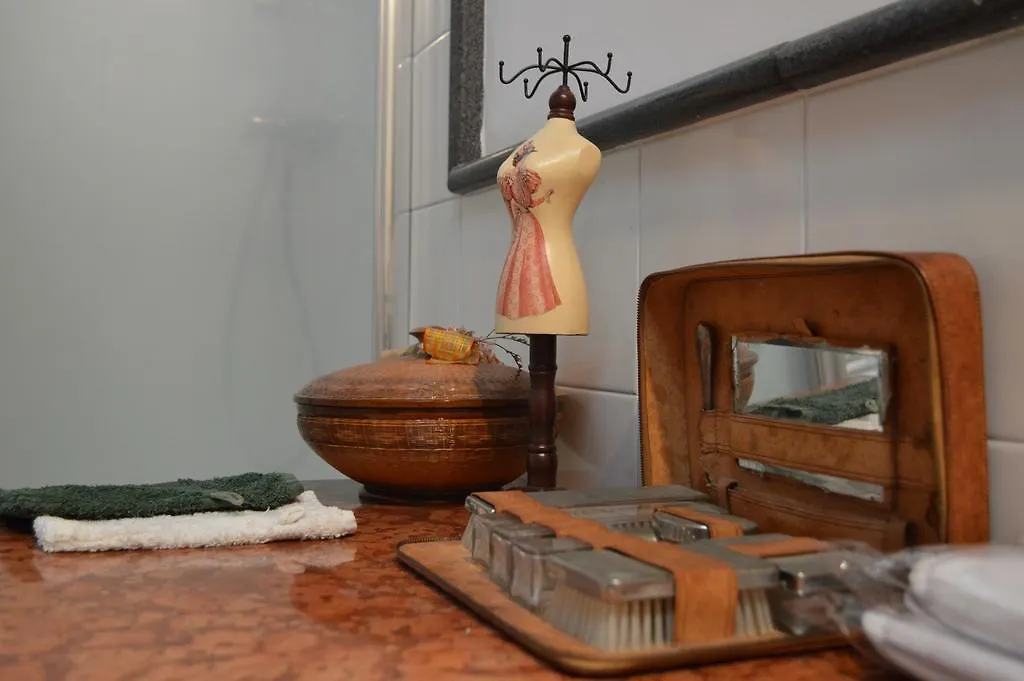 Palazzo Rollo Bed & Breakfast Lecce 2*,