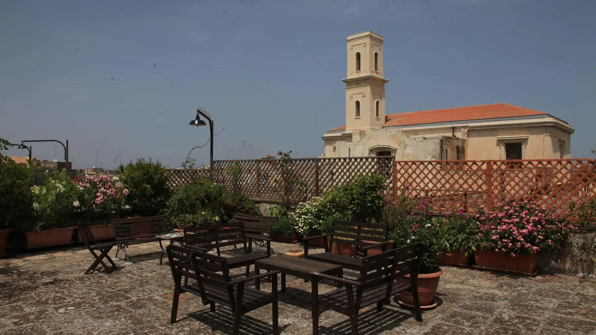 Palazzo Rollo Bed & Breakfast Lecce 2*,