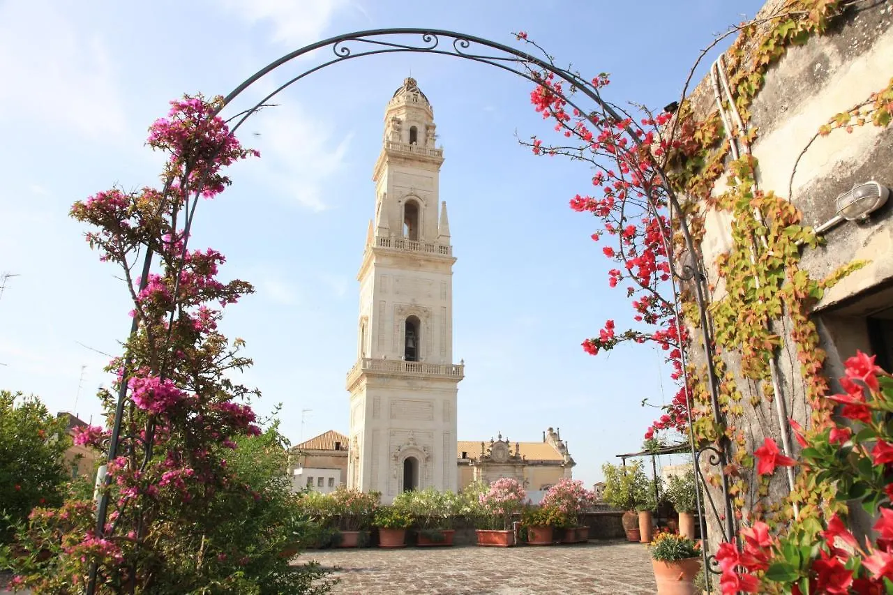 Palazzo Rollo Bed & Breakfast Lecce 2*,  Italy